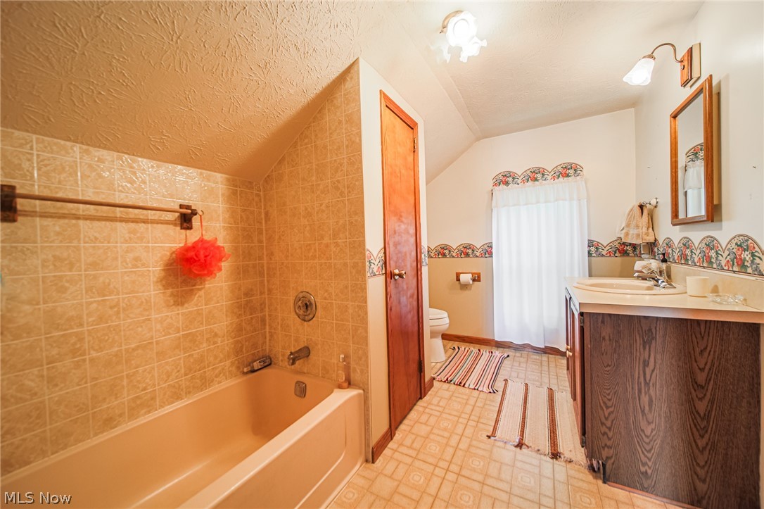 7939 Orangeville Kinsman Road Kinsman OH 44428