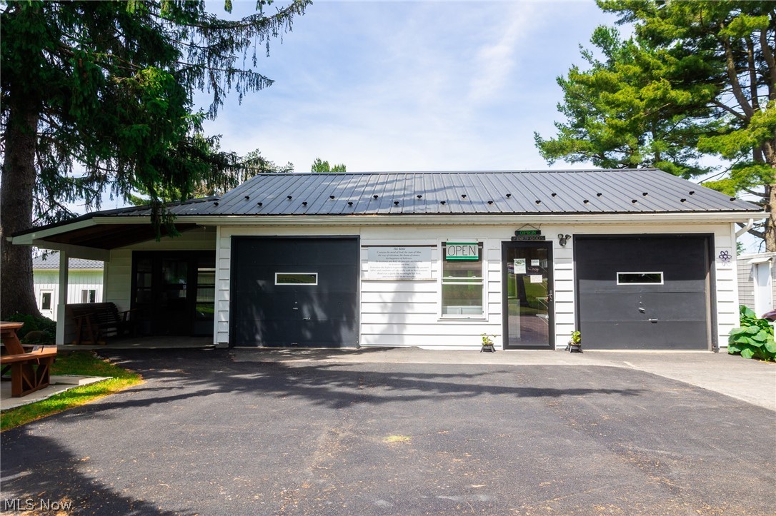 7939 Orangeville Kinsman Road Kinsman OH 44428
