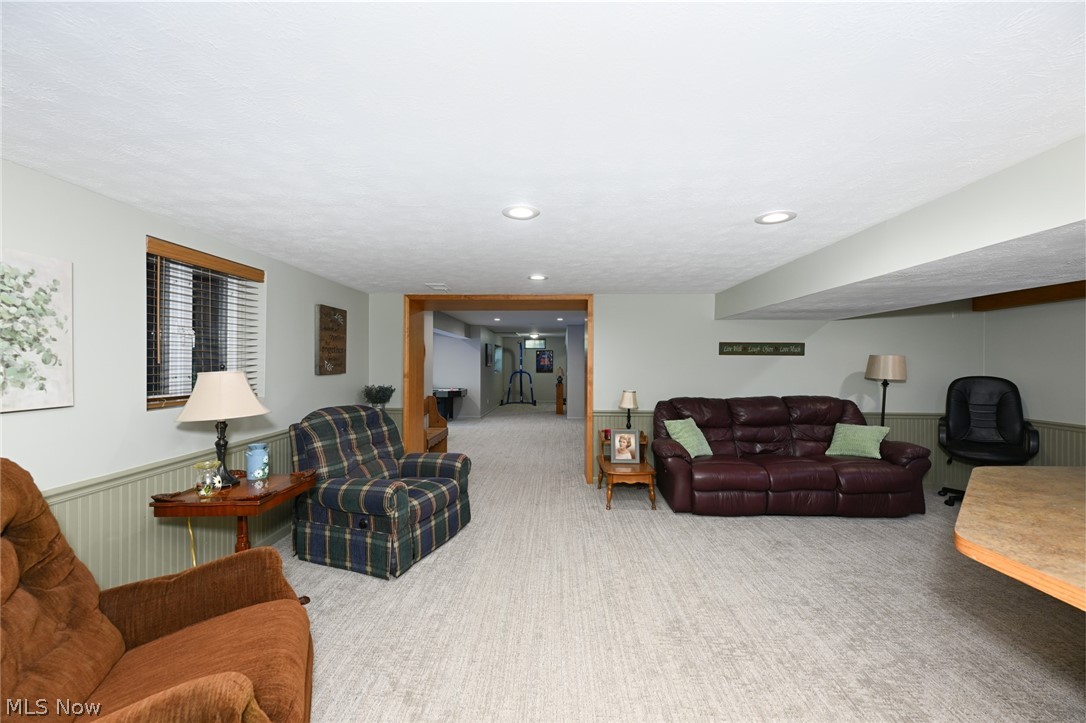 10953 Ambler Lane Mantua OH 44255