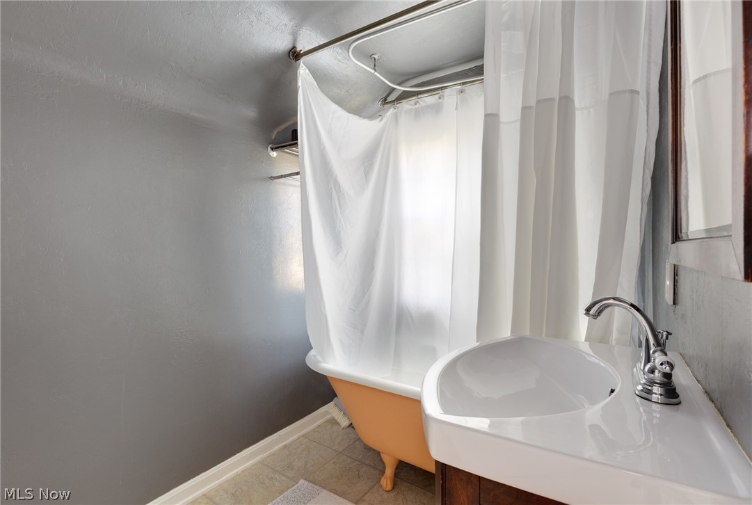 3655 Traver Road Shaker Heights OH 44122