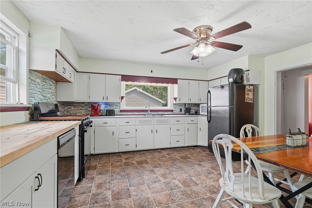 624 Guy Street NW Massillon OH 44647