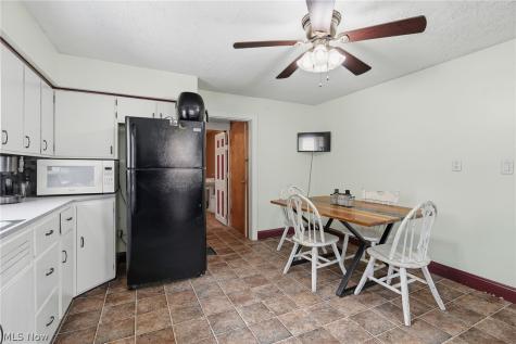 624 Guy Street NW Massillon OH 44647