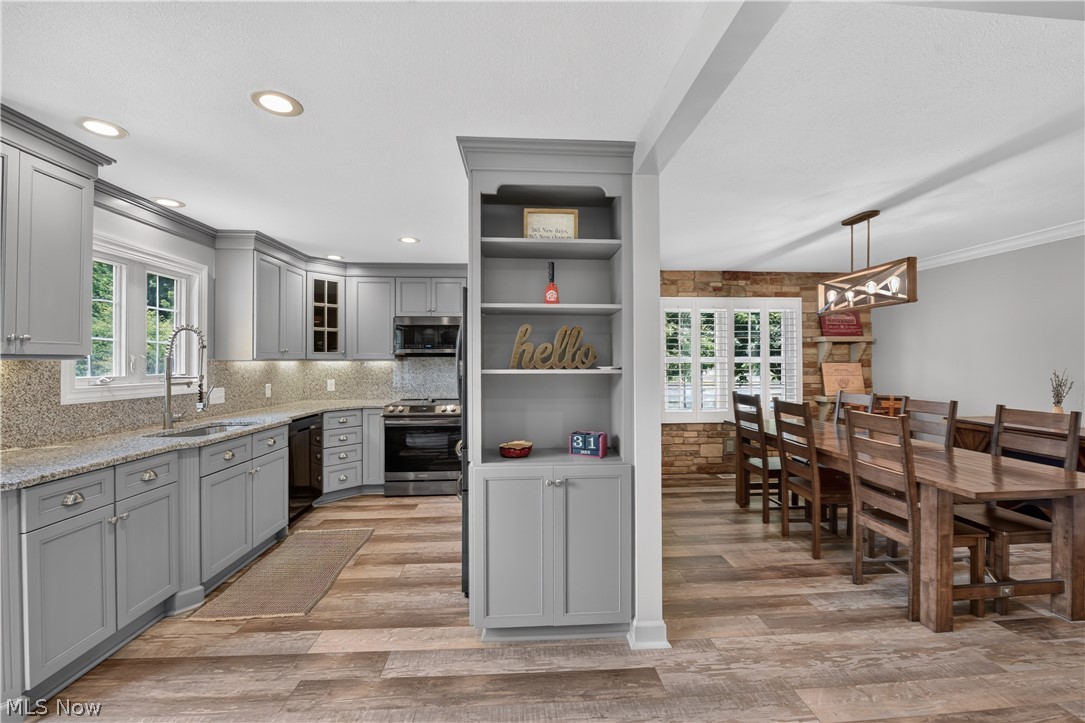 423 Winding Way Wadsworth OH 44281