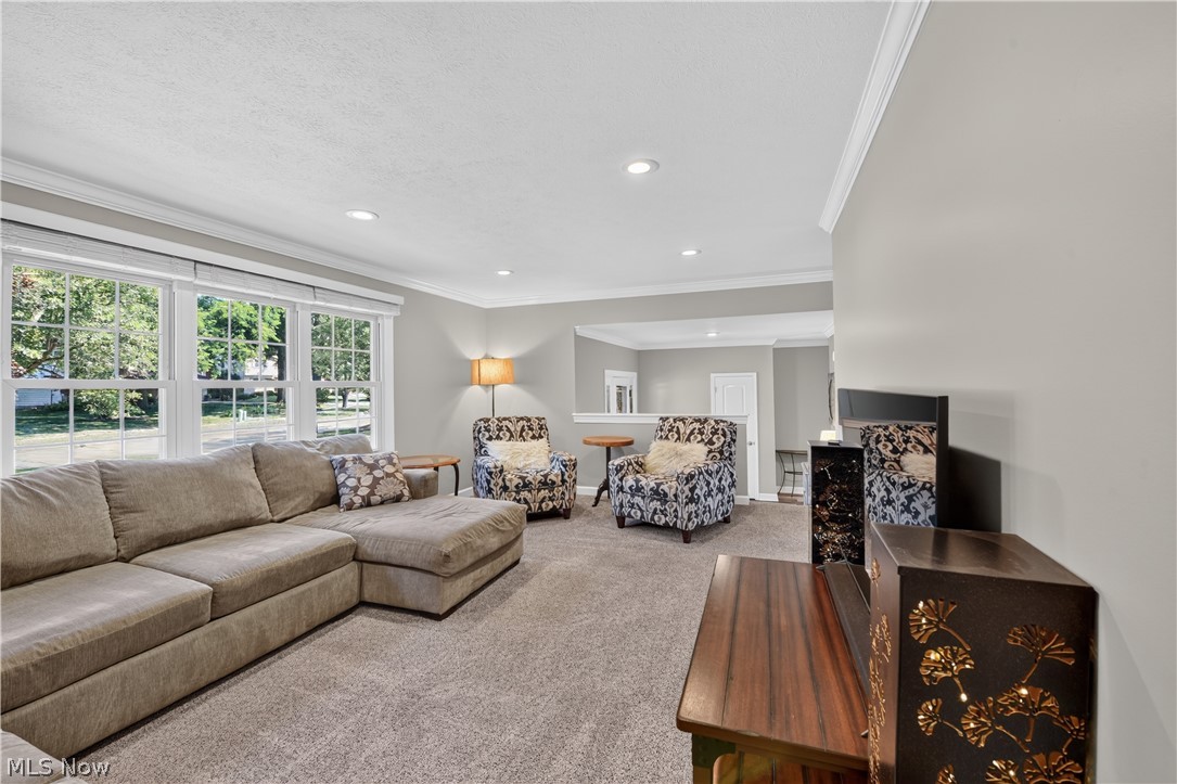 423 Winding Way Wadsworth OH 44281