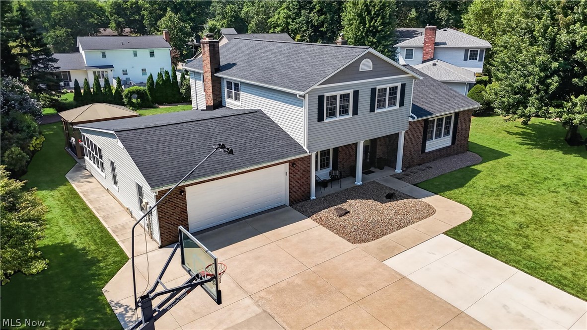423 Winding Way Wadsworth OH 44281