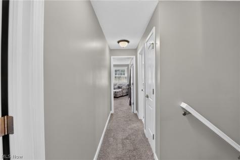 423 Winding Way Wadsworth OH 44281