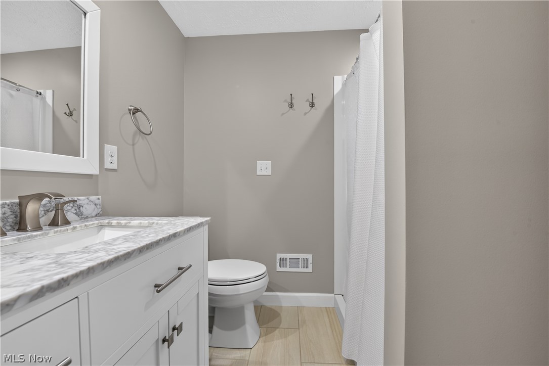 423 Winding Way Wadsworth OH 44281