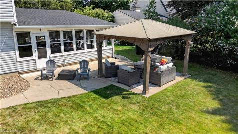 423 Winding Way Wadsworth OH 44281