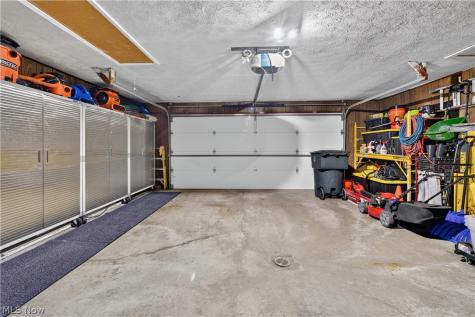 423 Winding Way Wadsworth OH 44281