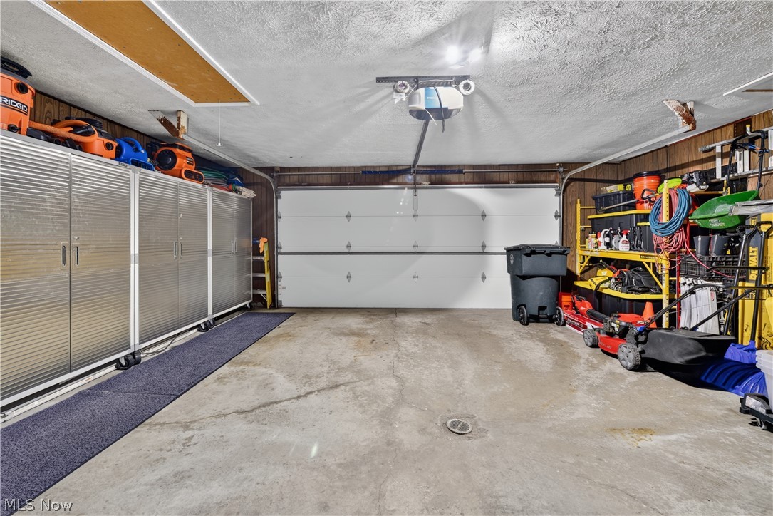 423 Winding Way Wadsworth OH 44281