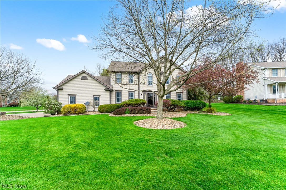 98 Jade Circle Canfield OH 44406