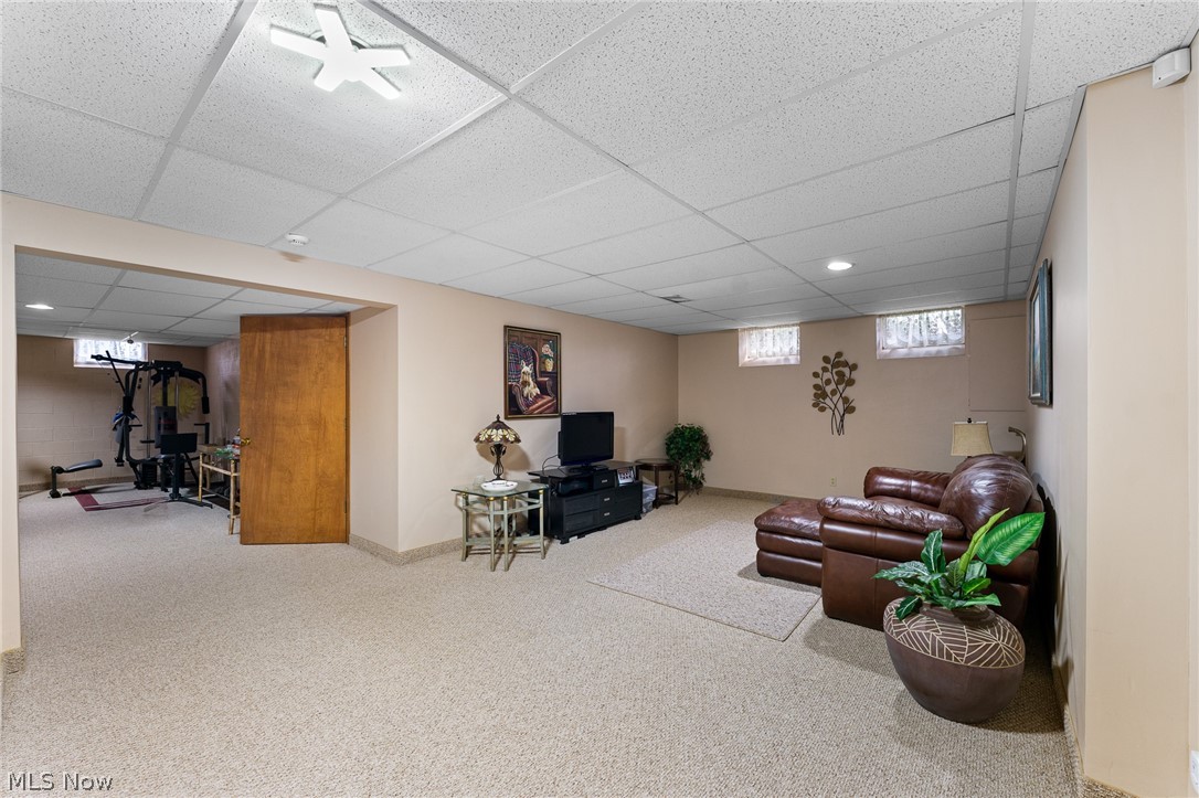 98 Jade Circle Canfield OH 44406