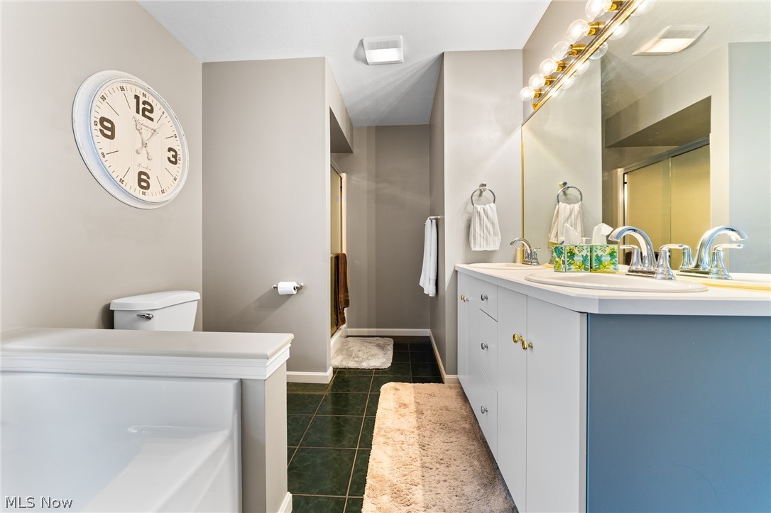 98 Jade Circle Canfield OH 44406