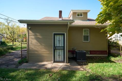 3271 E 130th Street Cleveland OH 44120