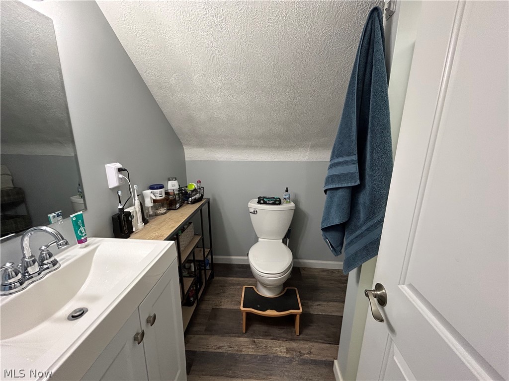 31910 Dickerson Road Willowick OH 44095