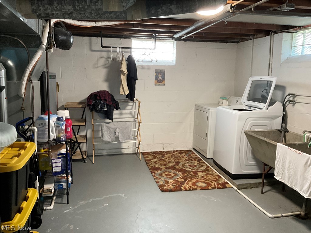 31910 Dickerson Road Willowick OH 44095