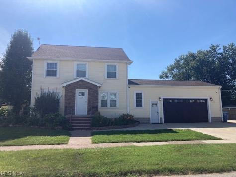 858 Allison Avenue Lorain OH 44052