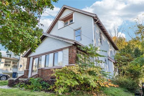 2211 20th Street SW Akron OH 44314