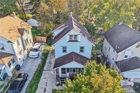 2211 20th Street SW Akron OH 44314