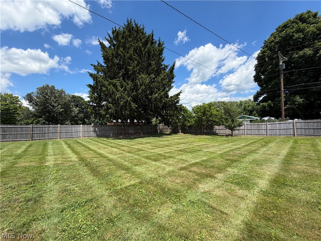 22420 Jo Ann Drive West Lafayette OH 43845