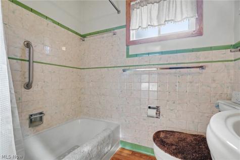 1540 Lilly Lane Alliance OH 44601