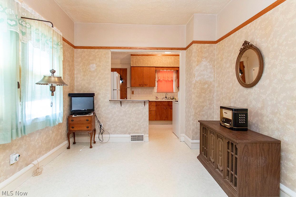 11116 Parkhurst Drive Cleveland OH 44111