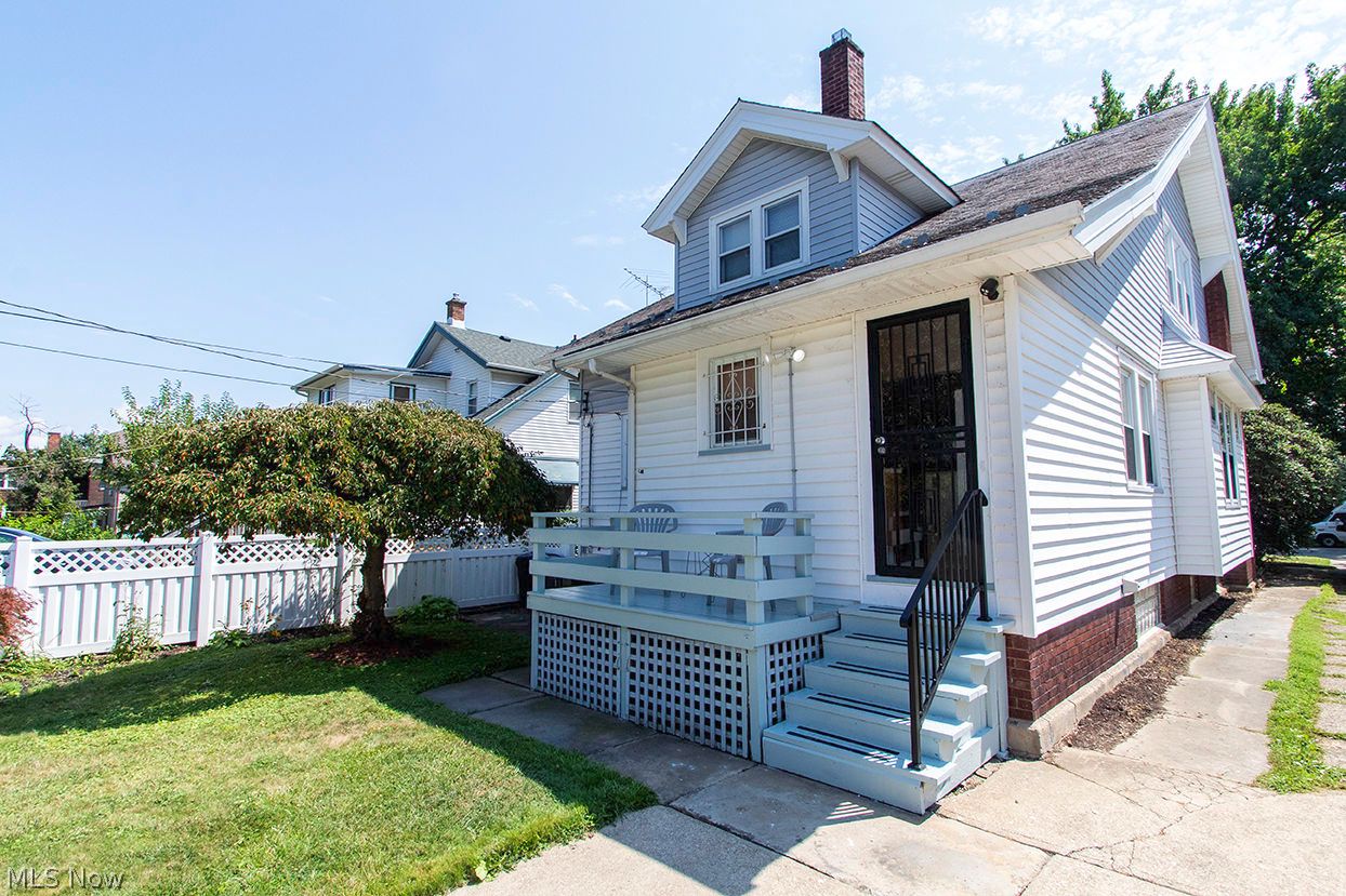 11116 Parkhurst Drive Cleveland OH 44111