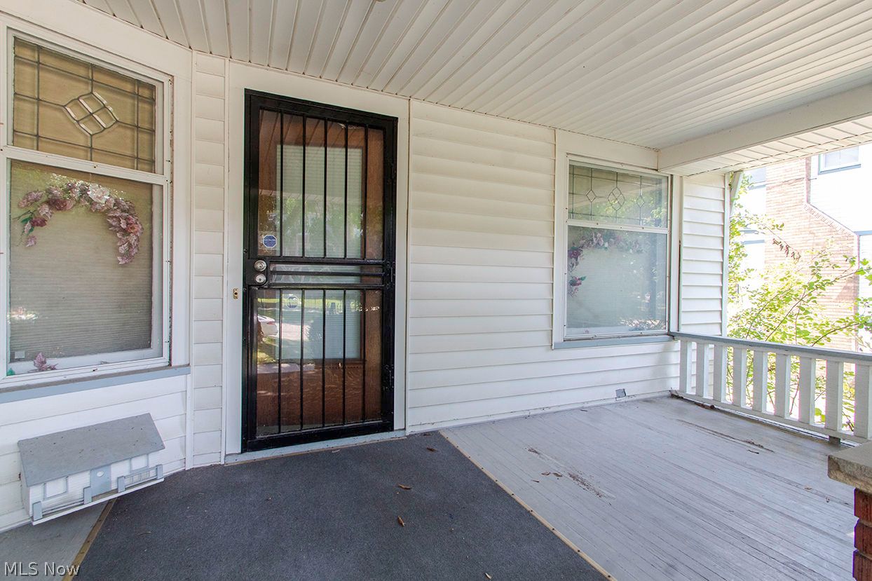 11116 Parkhurst Drive Cleveland OH 44111