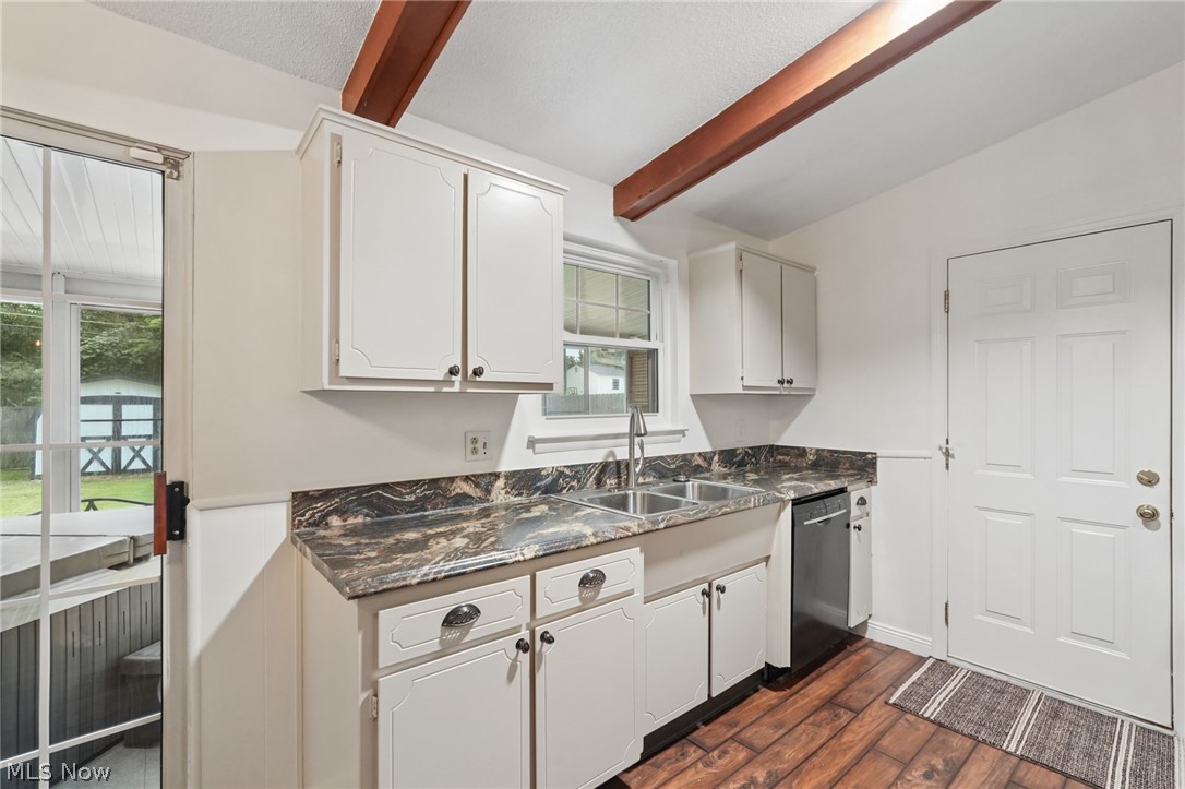 4977 Warminster Drive Columbus OH 43232