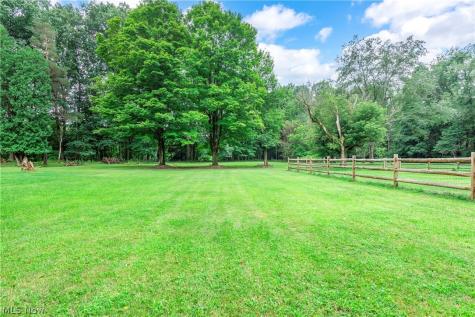 15038 Alexander Road Walton Hills OH 44146