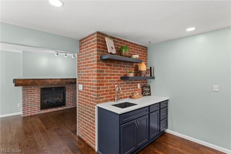 15038 Alexander Road Walton Hills OH 44146