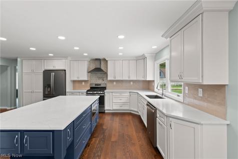 15038 Alexander Road Walton Hills OH 44146