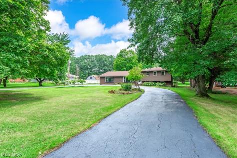 15038 Alexander Road Walton Hills OH 44146
