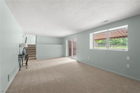 15038 Alexander Road Walton Hills OH 44146