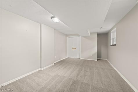 15038 Alexander Road Walton Hills OH 44146