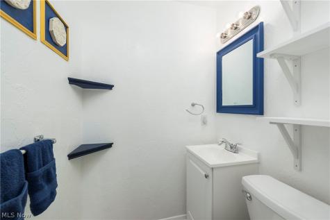15038 Alexander Road Walton Hills OH 44146
