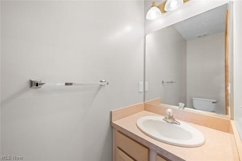 29008 Uxbridge Drive Willowick OH 44095