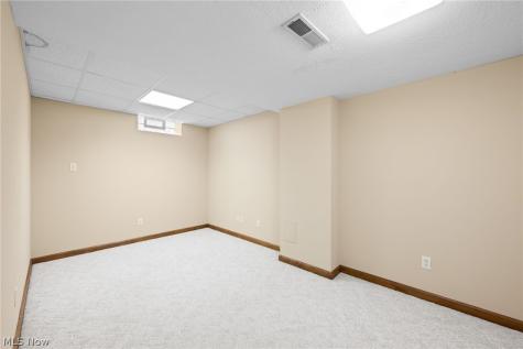 29008 Uxbridge Drive Willowick OH 44095