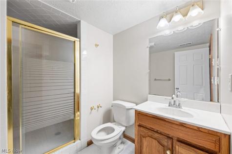 29008 Uxbridge Drive Willowick OH 44095