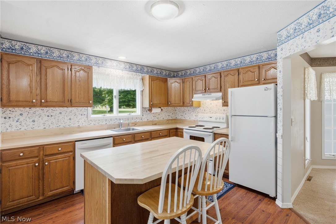 18330 Shaw Road Chagrin Falls OH 44023