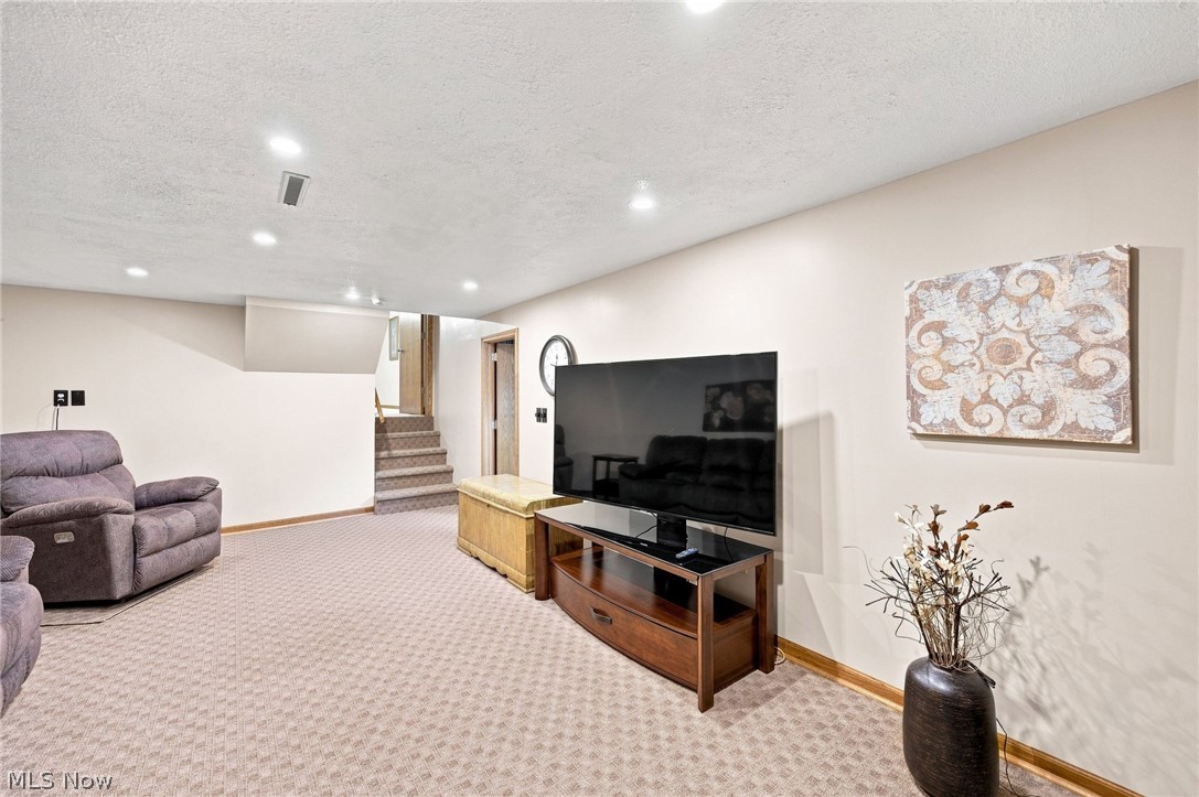 4033 Court Road Wakeman OH 44889