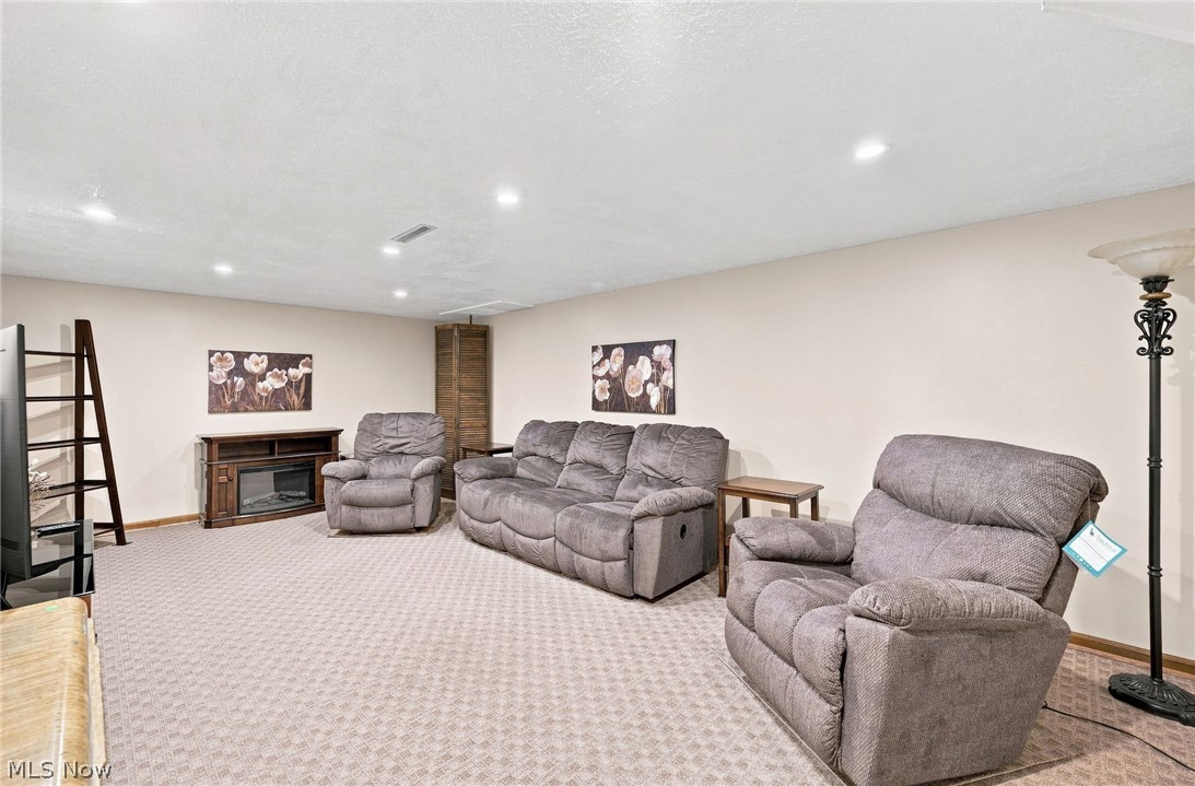 4033 Court Road Wakeman OH 44889