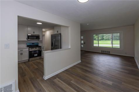 2024 Marhofer Avenue Stow OH 44224