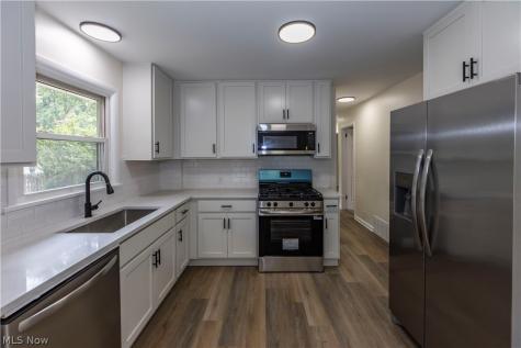 2024 Marhofer Avenue Stow OH 44224