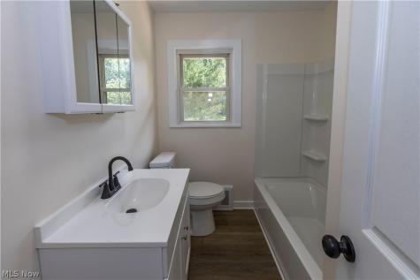 2024 Marhofer Avenue Stow OH 44224