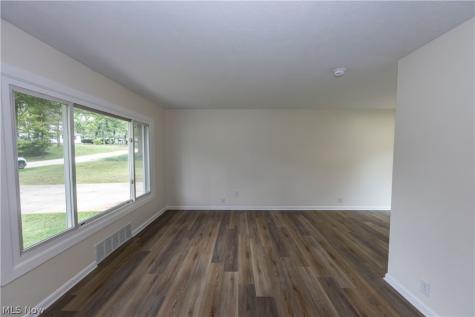2024 Marhofer Avenue Stow OH 44224