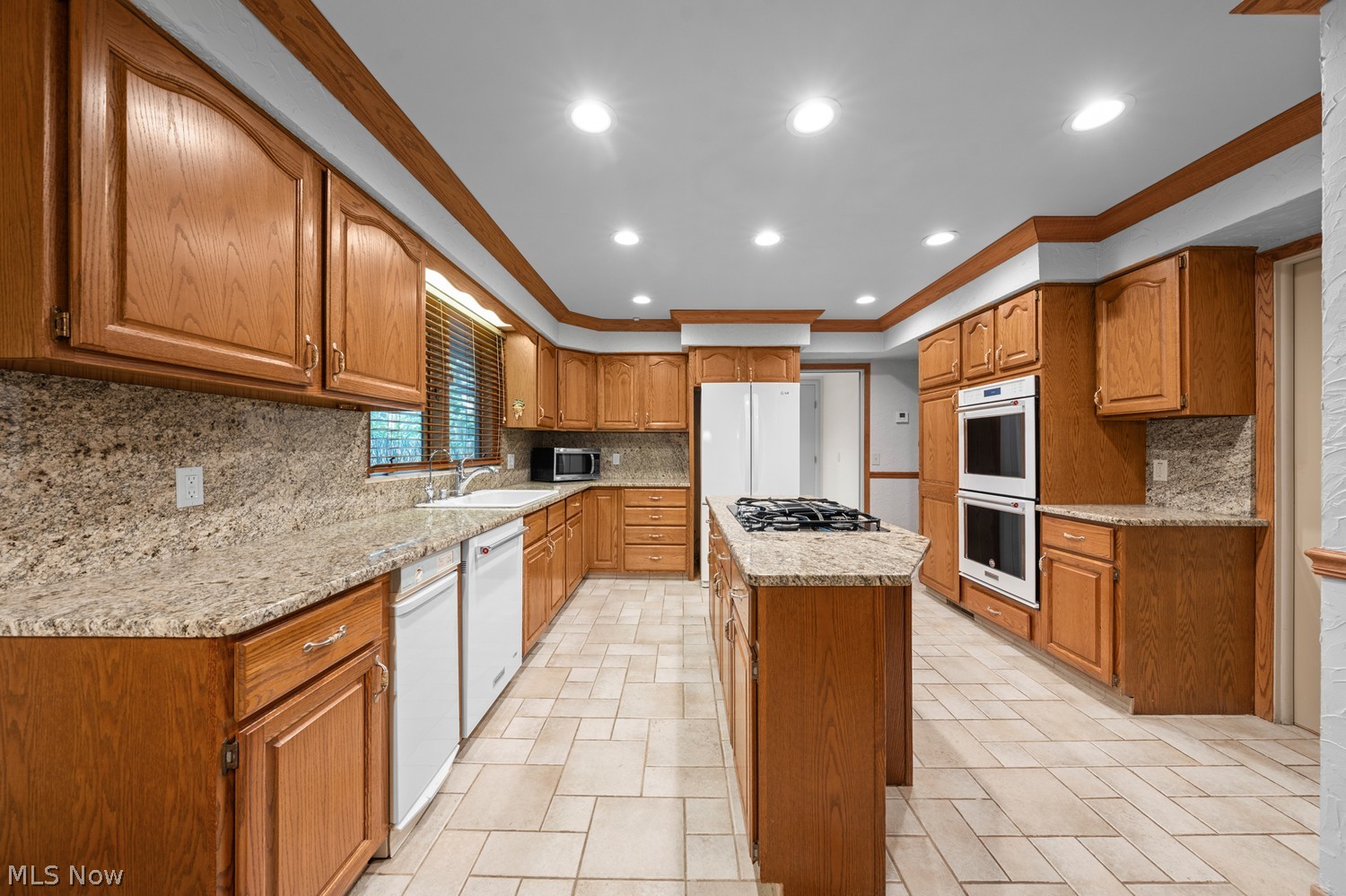 7152 Hillbrook Lane S Novelty OH 44072