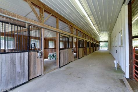 15227 Leroy Road Thompson OH 44086