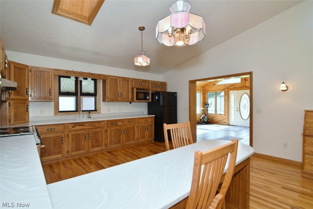 15227 Leroy Road Thompson OH 44086