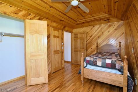 15227 Leroy Road Thompson OH 44086